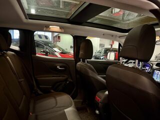 Renegade 1.0Gse T3 120ch Toit Ouvrant / Volant Chauffant 2019 occasion 59700 Marcq-en-Barœul