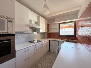  Appartement à louer 3 pièces 80 m²