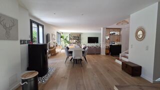  Propriété/château à vendre 7 pièces 191 m²