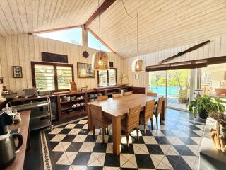  Maison � vendre 10 pi�ces 251 m�