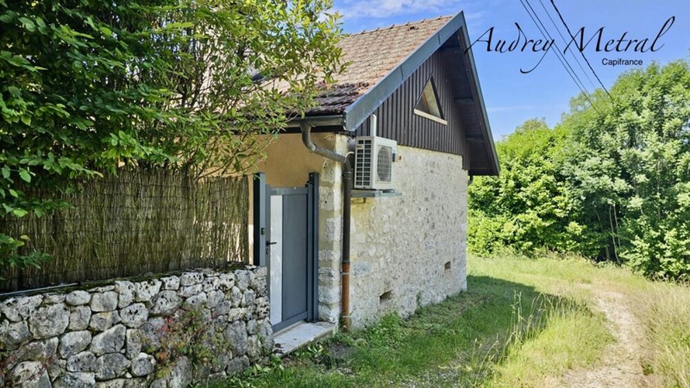 Vente Maison Maison en pierre avec piscine + terrain à vendre à SERRIERES EN CHAUTAGNE (73), 50 min de Genève et d'Annecy, 35 min d'Aix-les-B Serrieres en chautagne