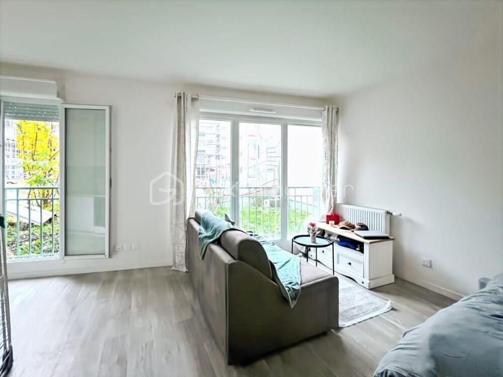 Vente Appartement Charmant studio 30 m² rez-de-chaussée – Résidence récente et quartier en plein essor Le blanc mesnil