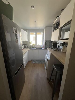  Appartement à louer 4 pièces 66 m²
