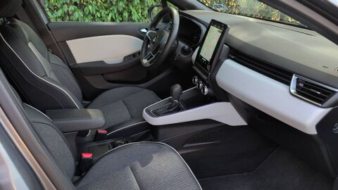 Clio V 1.6 E-Tech 145 Hybrid EDC Techno - Premi&egrave;re main 2023 occasion 69190 Saint Fons