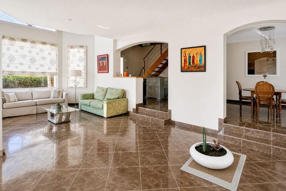 Maison familiale spacieuse à Saint-Martin-de-Nigelles