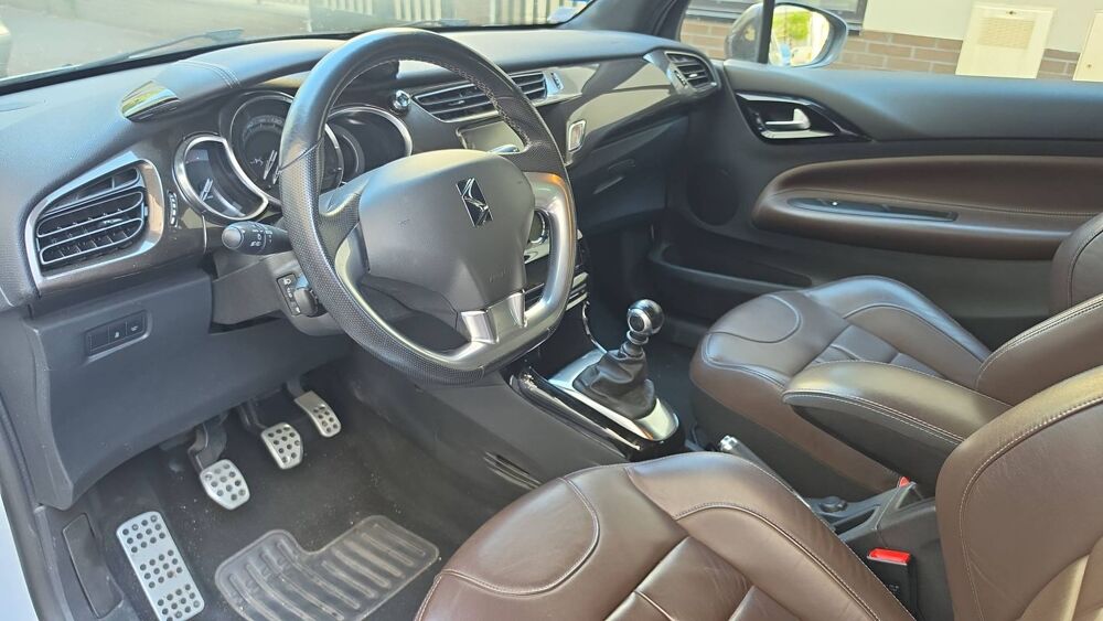 DS3 1.2 PureTech 130 Sport Chic 2016 occasion 92500 Rueil Malmaison
