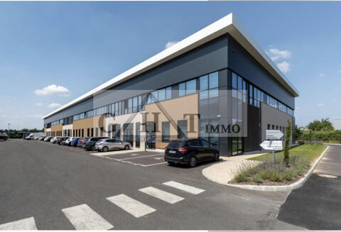   À LOUER – Entrepôt avec bureaux – Villeneuve-la-Garenne 