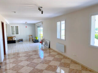  Maison  vendre 7 pices 165 m