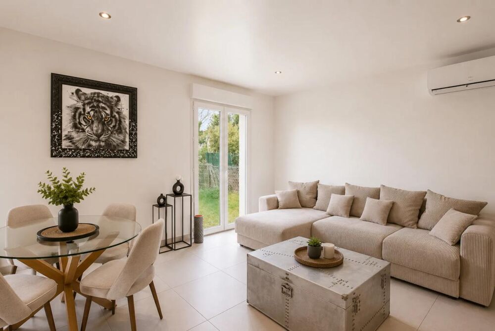 Maison de 3 pièces de 97 m² à Péroy-les-Gombries