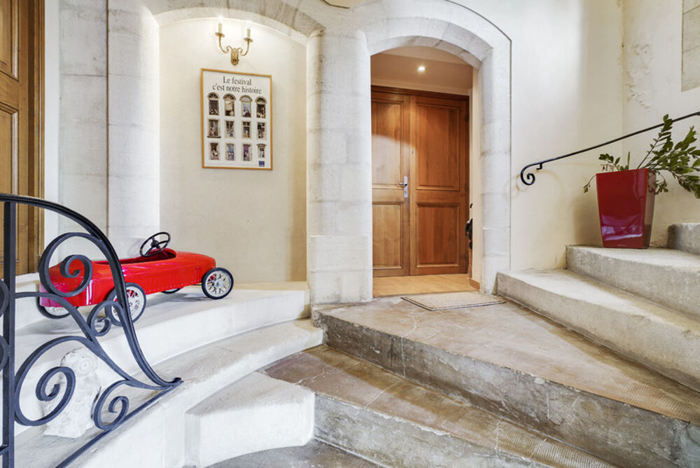 Vente Appartement Appartement d'exception avec piscine dans Château 380 000 Le pontet