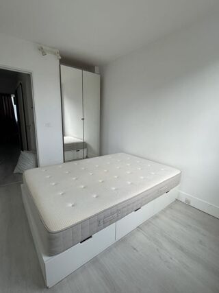  Appartement à louer 4 pièces 70 m²
