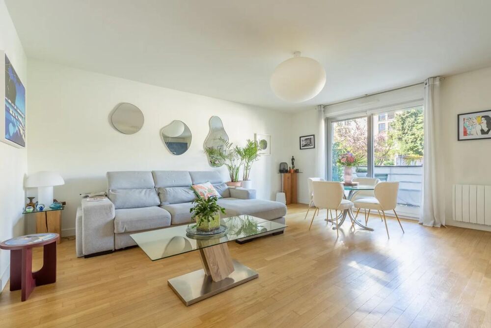 Appartement lumineux avec balcon à Nogent-sur-Marne