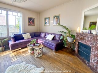  Villa  vendre 6 pices 195 m