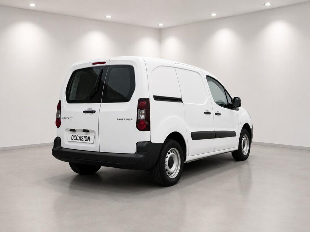 Partner 1&deg; Main / 1.6L B HDI 75cv Pack PRO Seulement 7 200km ! idem 2019 occasion 60430 Abbecourt