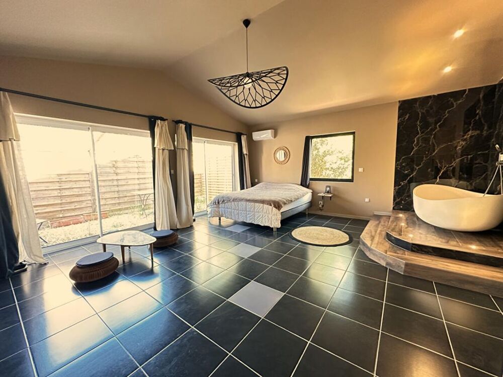 à vendre  Propriété/château Aix-en-Provence (13100)