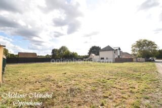  Terrain à vendre 989 m²