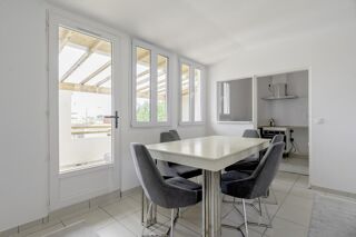  Immeuble � vendre 240 m�