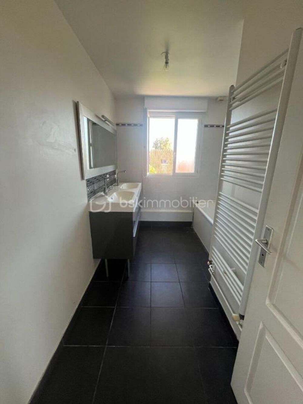 Vente Maison Maison familiale récente : 5 chambres, beaux volumes et confort moderne ! Aunay sous auneau