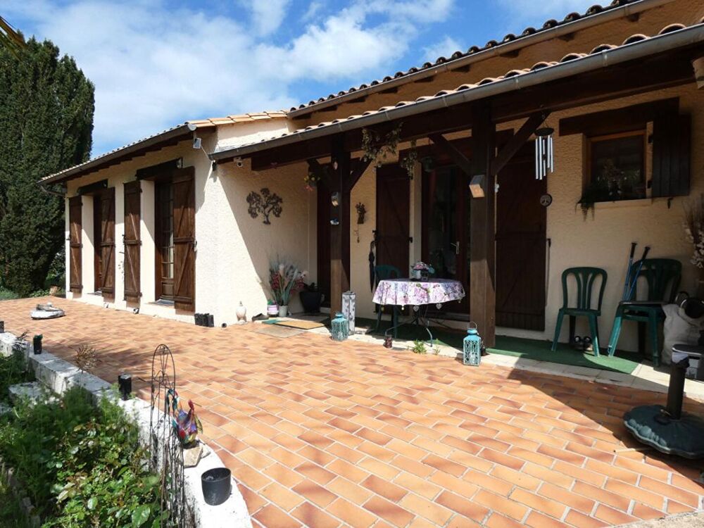Maison Saint Martial D Albarede 4 pièce(s) 98 m2