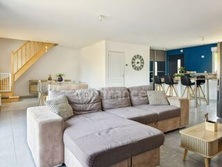 Vente Maison Pavillon récent de 145 m² avec 4 chambres, DPE C ! Saint celerin