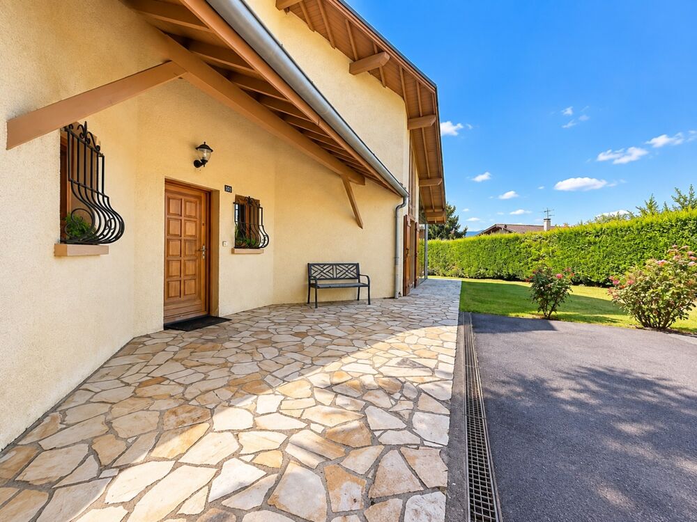 Contamine-sur-Arve (74)  Maison familiale de 159 m² avec jardin de 1 100 m²