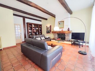 Propriété/château à vendre 11 pièces 375 m²