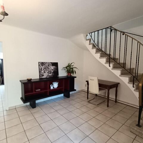  Maison � louer 4 pi�ces 90 m� Avignon