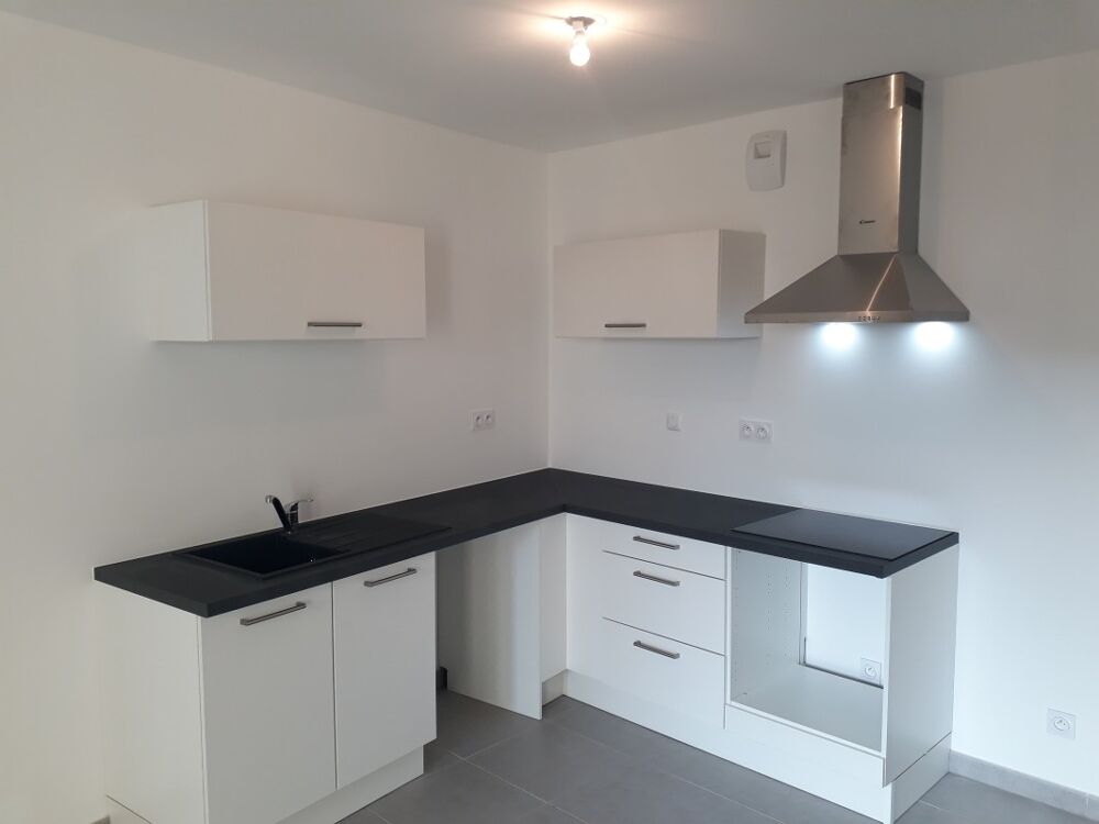 Location Appartement T3 avec terrasse et parking à TOULON Toulon