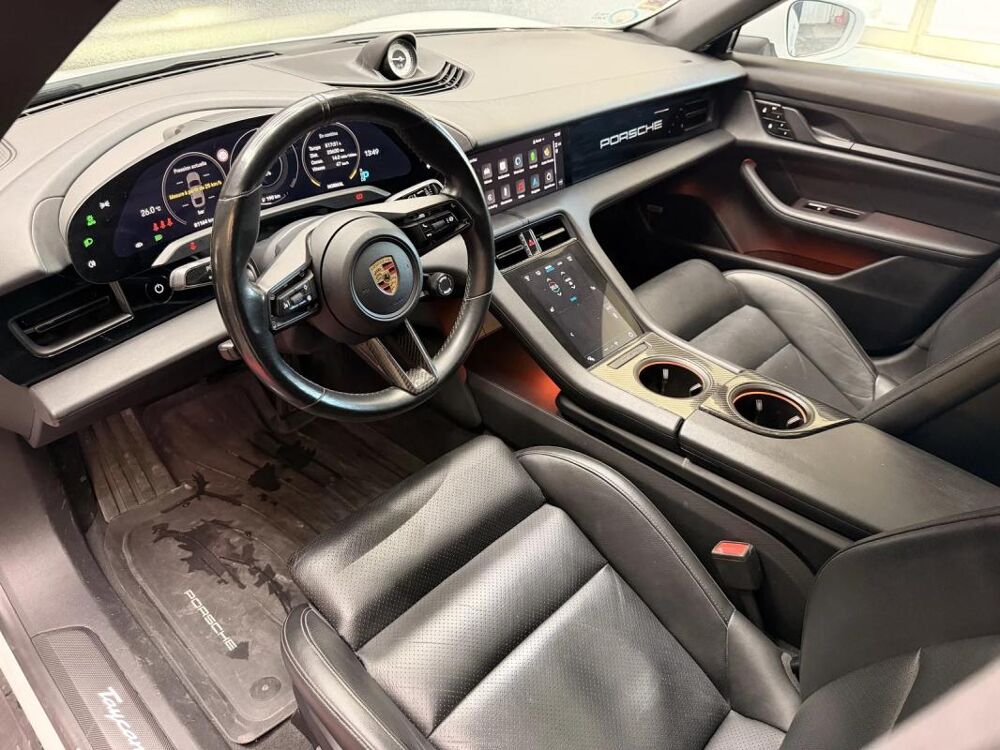 Taycan 4S 530ch- 5 places- pano- pack carbone- sport chrono- craie 2020 occasion 73000 Chambery