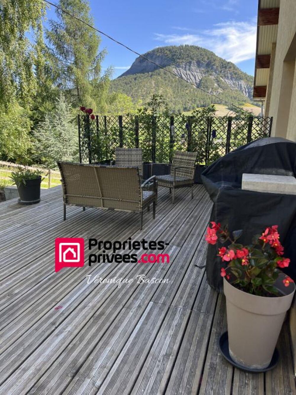Maison de 7 pièces , 217 M2 sur 849m2 de terrain
