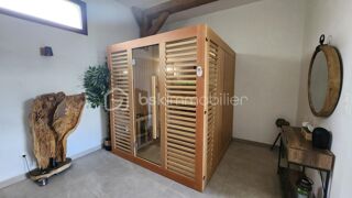  Propriété/château à vendre 7 pièces 236 m²