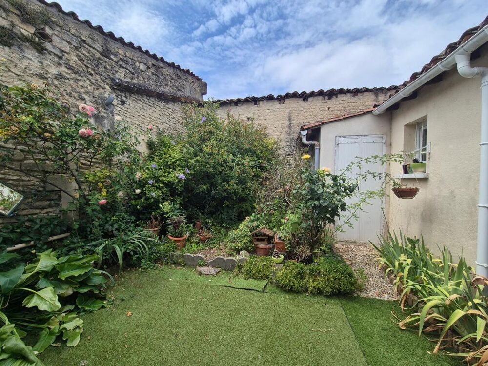 Vente Maison Maison 3 pièces de 80 m2,  Cognac Cognac