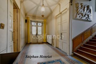  Propri�t�/ch�teau � vendre 9 pi�ces 388 m�