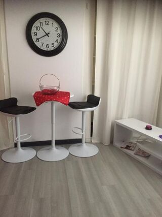  Appartement à louer 2 pièces 25 m²