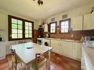  Proprit/chteau  vendre 6 pices 220 m