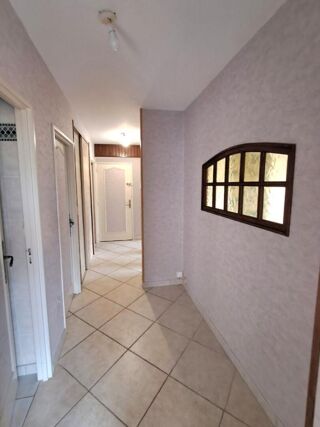  Appartement � vendre 4 pi�ces 77 m�