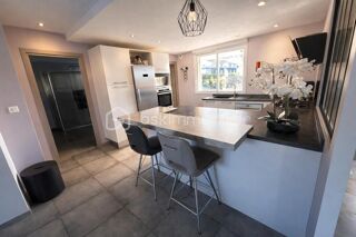  Maison à vendre 8 pièces 206 m²