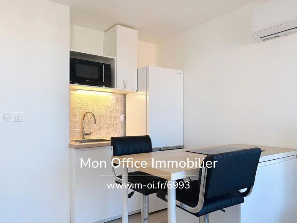 Vente Appartement Référence : 6993-LES. - STUDIO RÉNOVÉ PROCHE PLAGE ET CENTRE À VENDRE À CAVALAIRE SUR MER Cavalaire sur mer