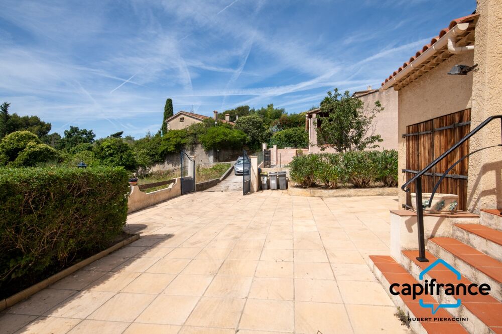 La Seyne sur mer/proche Six fours Villa de 100m2 au calme, piscine, garage, belle vue
