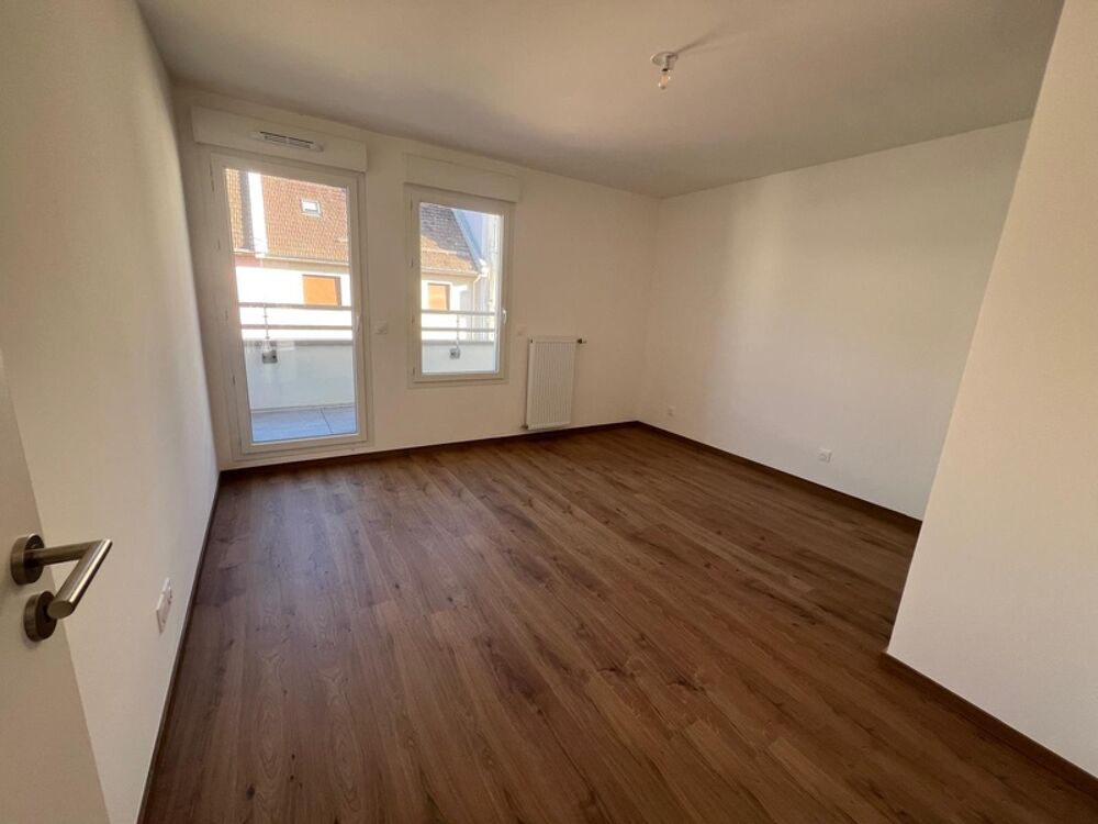 Vente Appartement Appartement à vendre 2 pièces attique ANNEMASSE (74) Annemasse