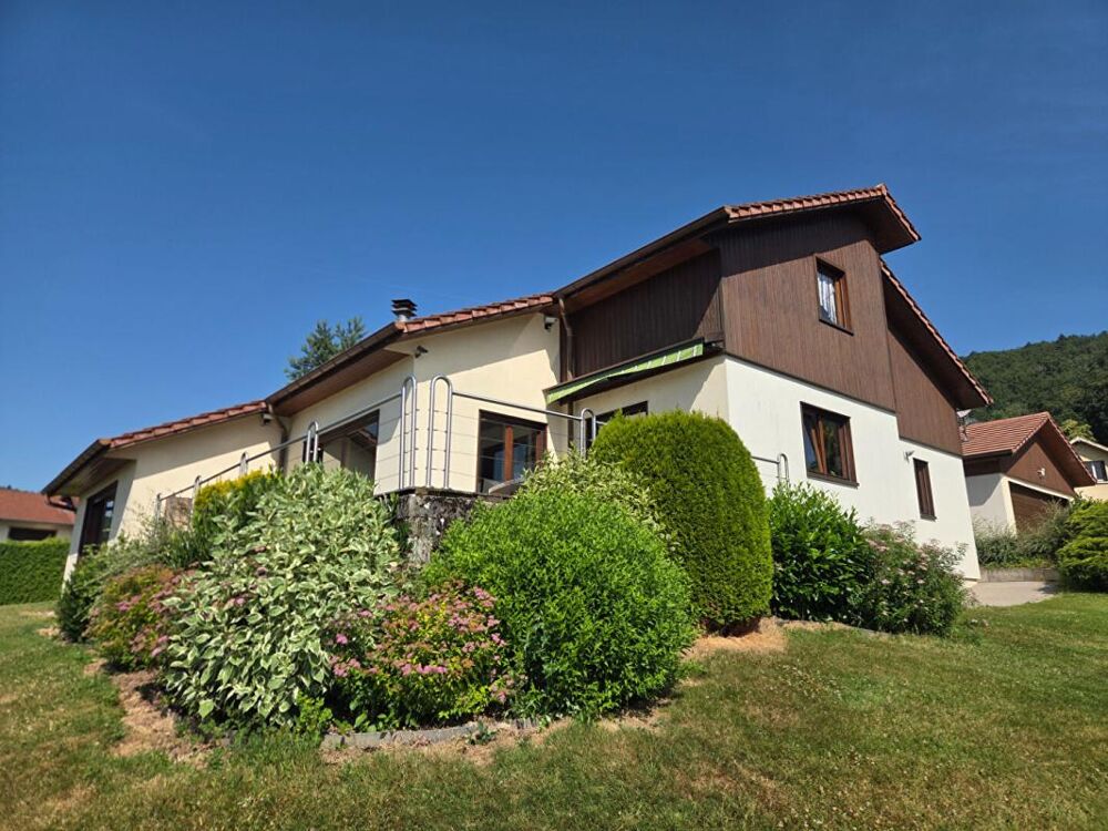Maison d'architecte Saint Nabord 270 m2