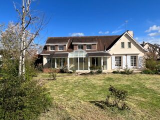  Maison à vendre 10 pièces 260 m²