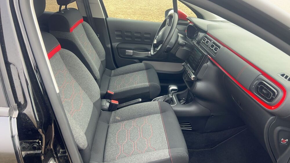 C3 III 1.2 PureTech 110 EAT6 Shine - Premi&egrave;re main Automatique 2018 occasion 78550 Houdan