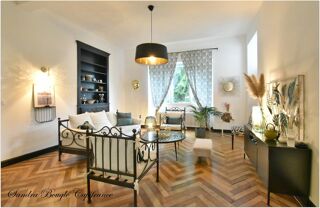  Maison à vendre 12 pièces 317 m²