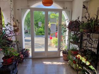  Maison à vendre 15 + pièces 390 m²