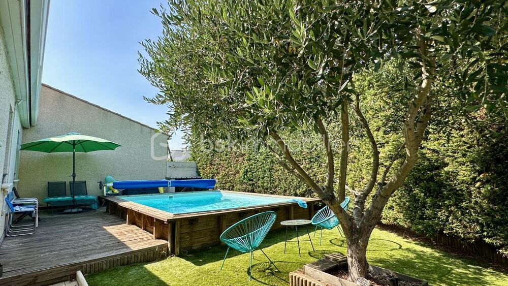 Villa plain-pied avec piscine et garage