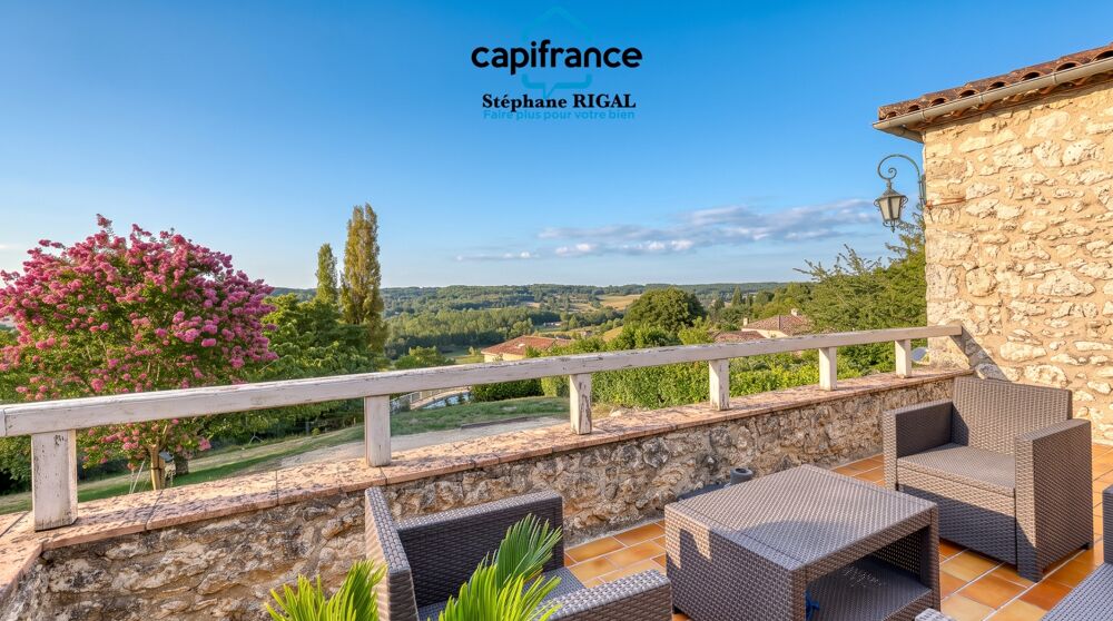 Propriete à vendre 5 pièces PUJOLS (47) Maison de 135m2 sur 6144m2 de terrain et piscine