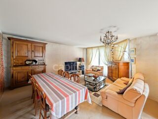  Appartement à vendre 7 pièces 144 m²