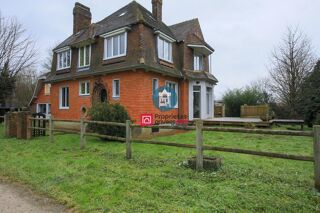  Maison  vendre 9 pices 260 m