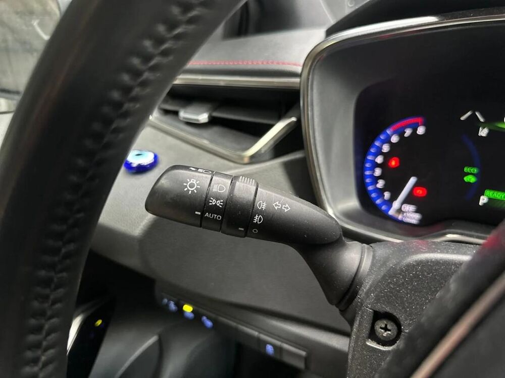 Corolla COLLECTION 2.0 HYBRIDE 184 CH – AUTOMATIQUE CARPLAY CAM&Eacute;RA S 2019 occasion 73000 Chambery